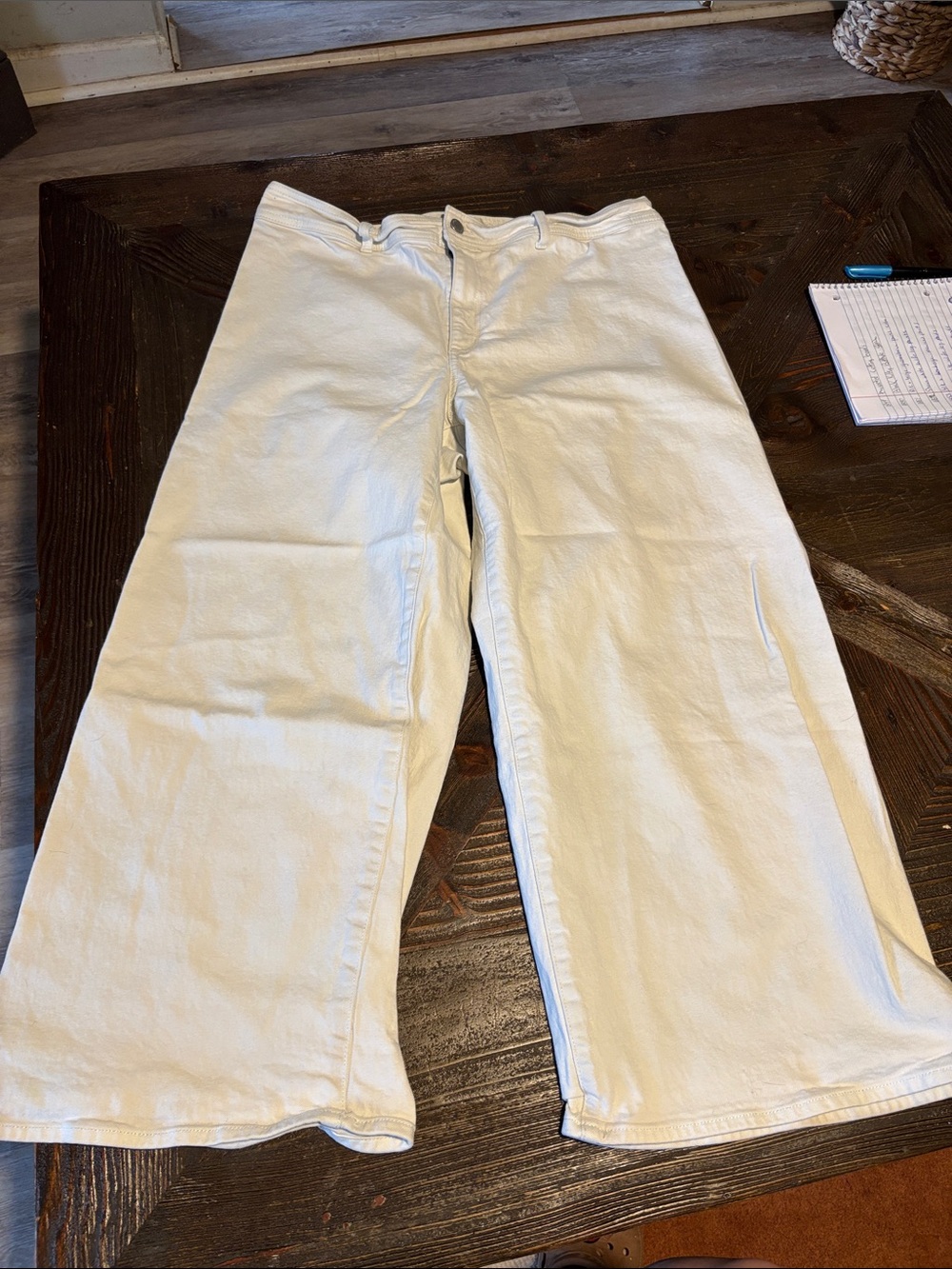 Universal Thread Wide-Leg Jeans in Off-White Cream